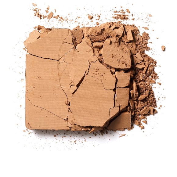 Mini Benefit “Sugarbomb” Blush & “Hoola” Bronzer - Picture 11 of 12